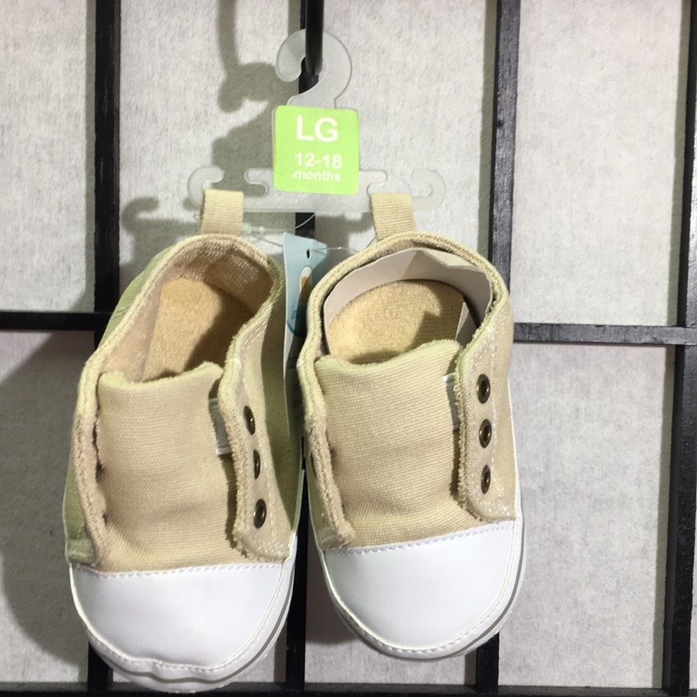 🏖 3/$10 Luvable Friends Baby Booties Sz lg NWT